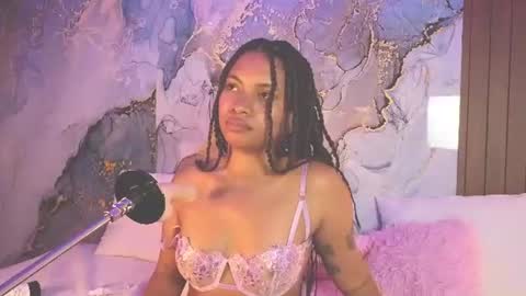 Snapshot of alice_cute77 chatting on June 22, 2026, 12:35 am Mey online show from June 22, 2026, 12:35 am