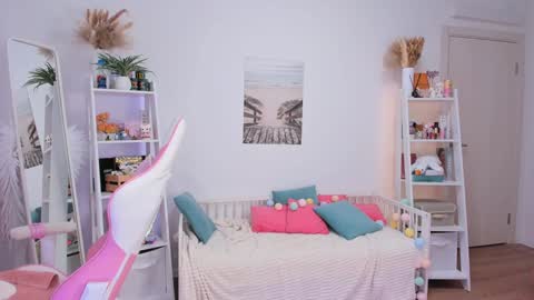 Snapshot of alice_forfun chatting on December 8, 2024, 3:32 am Alichery online show from December 8, 2024, 3:32 am