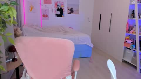 Alichery online show from February 20, 2026, 6:19 am