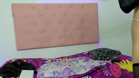 Snapshot of alice_oceans chatting on December 5, 2024, 7:27 am Alice Oceans. online show from December 5, 2024, 7:27 am