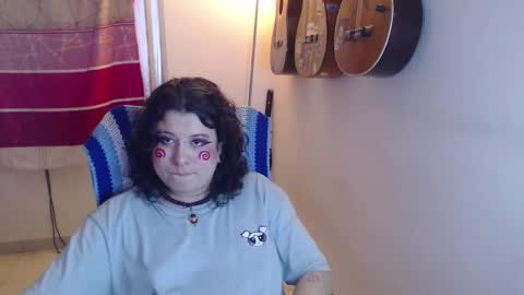 Alicia Aldara online show from October 15, 2025, 5:40 am