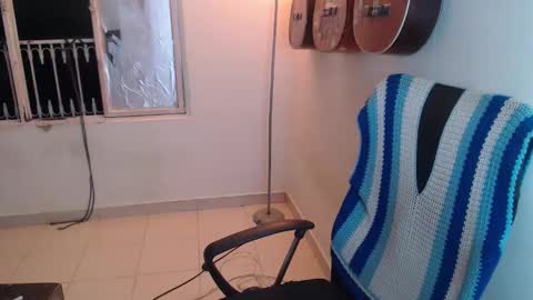 Alicia Aldara online show from November 15, 2025, 5:38 am