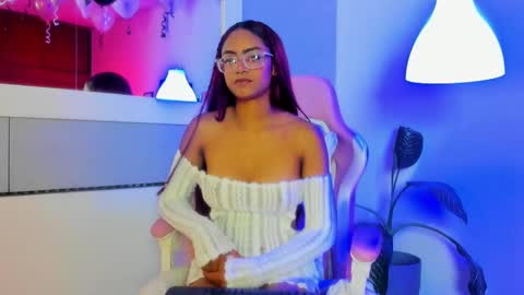 Snapshot of alice_simmons chatting on February 14, 2025, 11:53 am alice_simmons online show from February 14, 2025, 11:53 am