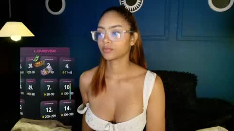 Snapshot of alice_simmons chatting on June 10, 2026, 3:50 am alice_simmons online show from June 10, 2026, 3:50 am