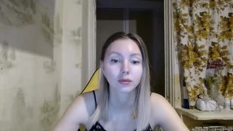 Snapshot of alice_smiles chatting on March 16, 2026, 11:09 pm Alice smiles online show from March 16, 2026, 11:09 pm