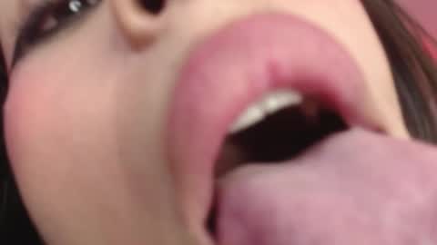 Sofia online show from January 29, 2025, 9:39 pm