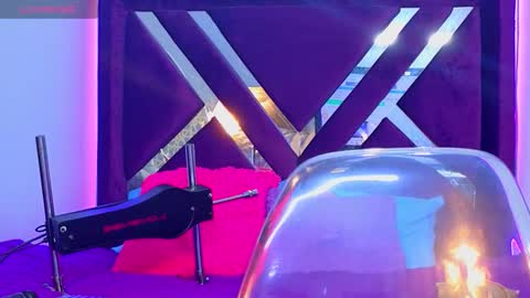 alice_summer1 online show from January 15, 2026, 10:35 pm