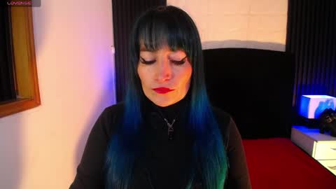 Alice online show from April 17, 2026, 7:28 pm