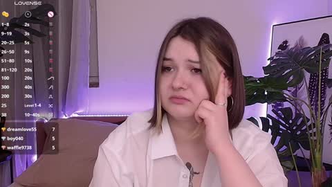 Alice  online show from January 17, 2025, 10:45 pm