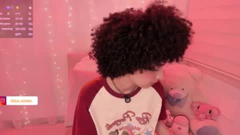 Alice  online show from November 6, 2025, 7:15 pm