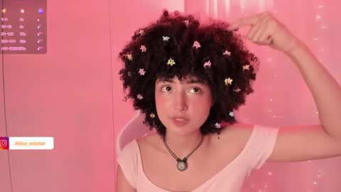 Alice  online show from November 19, 2025, 6:19 pm