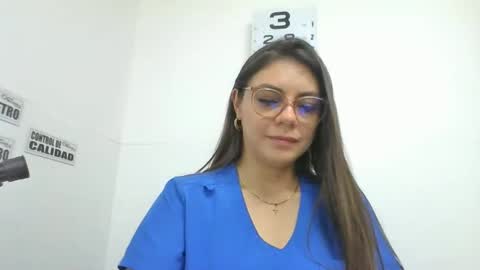 alicee16 online show from January 10, 2025, 10:25 pm