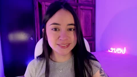 Snapshot of alicee_2 chatting on December 17, 2024, 5:47 pm Aliceee .. 97YP9VWGZHrefnav wishlist lists 1 online show from December 17, 2024, 5:47 pm