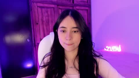 Snapshot of alicee_2 chatting on January 12, 2025, 9:08 pm Aliceee .. 97YP9VWGZHrefnav wishlist lists 1 online show from January 12, 2025, 9:08 pm