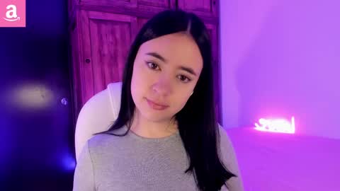 Snapshot of alicee_2 chatting on February 22, 2025, 11:24 am Aliceee .. 97YP9VWGZHrefnav wishlist lists 1 online show from February 22, 2025, 11:24 am