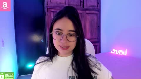 Snapshot of alicee_2 chatting on September 14, 2025, 2:05 pm Aliceee .. 97YP9VWGZHrefnav wishlist lists 1 online show from September 14, 2025, 2:05 pm