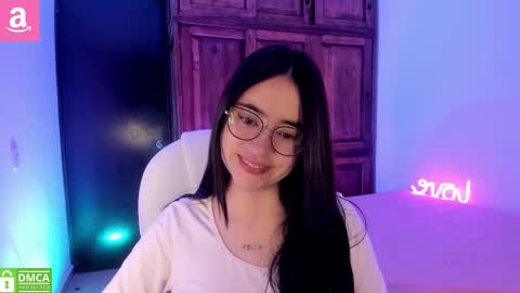 Snapshot of alicee_2 chatting on September 17, 2025, 10:06 am Aliceee .. 97YP9VWGZHrefnav wishlist lists 1 online show from September 17, 2025, 10:06 am