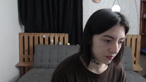 alicee_logan_ online show from December 25, 2024, 1:42 am