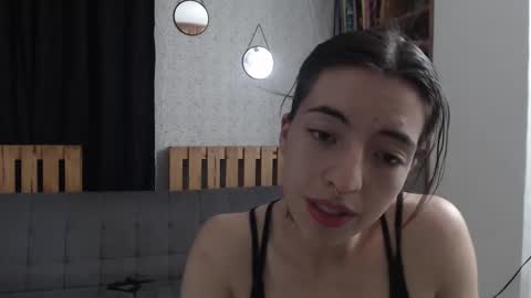 alicee_logan_ online show from February 28, 2025, 2:09 am