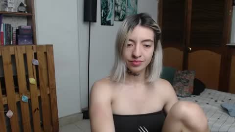 alicee_logan_ online show from July 3, 2026, 1:56 am