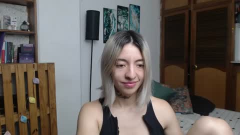 alicee_logan_ online show from July 4, 2026, 1:23 am