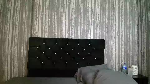alicee_moonn online show from May 12, 2026, 9:23 pm