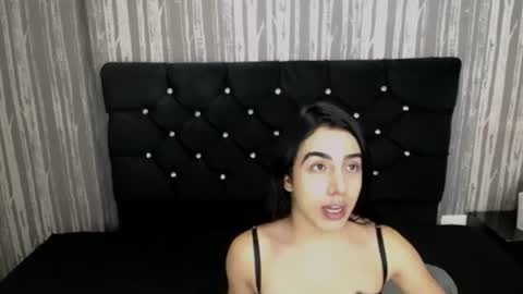 Snapshot of alicee_moonn chatting on July 7, 2026, 10:36 pm alicee_moonn online show from July 7, 2026, 10:36 pm