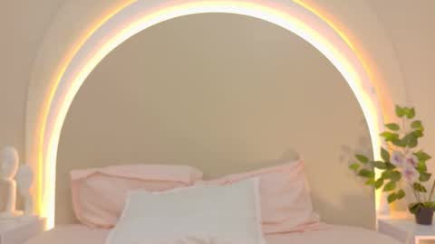 alice online show from December 16, 2025, 3:17 pm