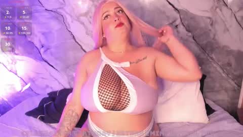 alicee_stone_ online show from December 13, 2025, 8:14 pm