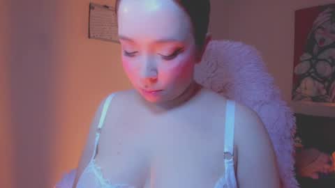 Snapshot of alicefinn chatting on February 12, 2025, 11:51 pm Dino nugget online show from February 12, 2025, 11:51 pm