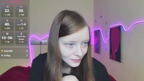 Alie online show from September 28, 2025, 1:22 am