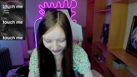 Alie online show from November 7, 2025, 6:13 am