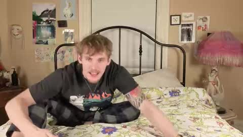 AliceInAceland online show from October 10, 2025, 2:10 am