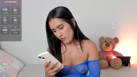 vanessa online show from November 25, 2025, 4:18 pm