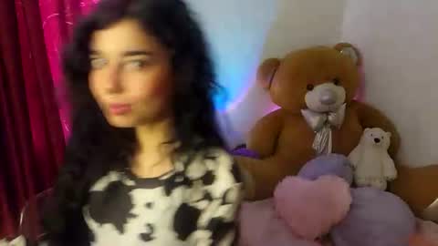 Alicekingdom online show from June 11, 2026, 9:02 pm