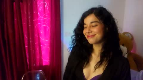 Snapshot of alicekingdom chatting on June 25, 2026, 8:02 pm Alicekingdom online show from June 25, 2026, 8:02 pm
