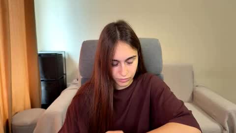 alicekollt online show from September 24, 2025, 8:50 am