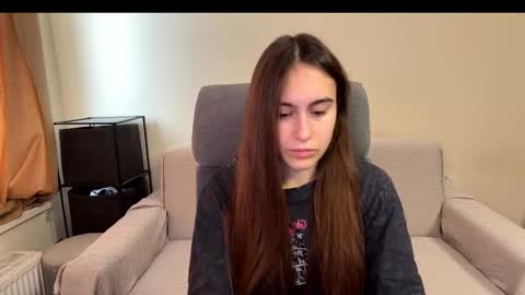 alicekollt online show from February 5, 2026, 10:53 am