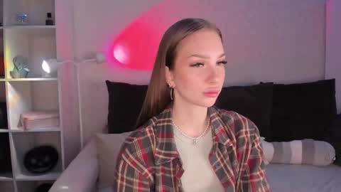 Alice online show from November 6, 2025, 3:18 am