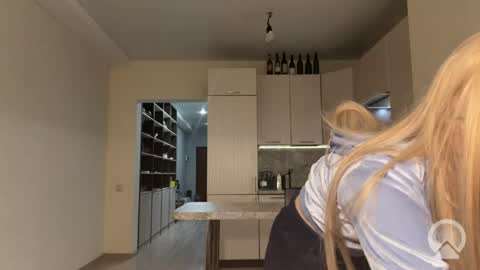 Snapshot of alicelanei chatting on March 1, 2026, 5:15 pm alicelanei online show from March 1, 2026, 5:15 pm