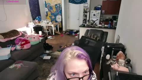 Alice Liddell online show from April 15, 2026, 12:06 am