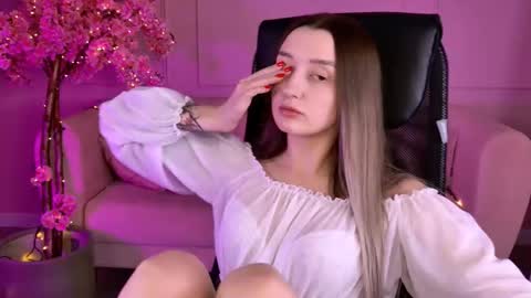 Alice online show from September 30, 2025, 1:38 pm