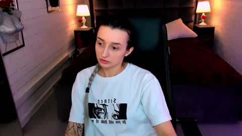 Alice online show from October 2, 2025, 1:07 pm