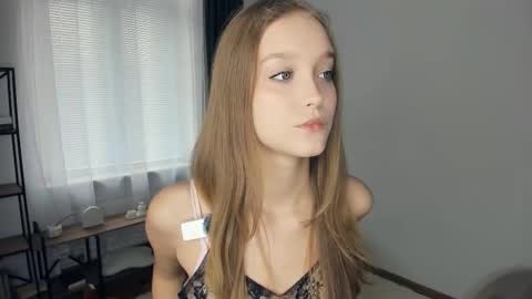 Serena online show from October 27, 2025, 7:34 am