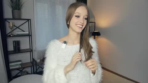 Serena online show from December 21, 2025, 7:48 am