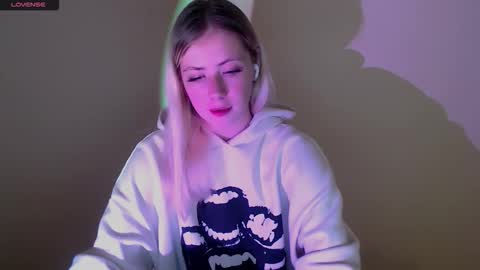 Alice online show from September 29, 2025, 12:43 pm