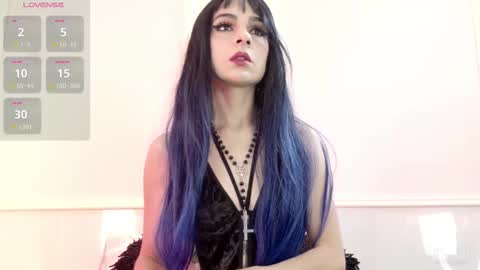 alicenoir_ online show from March 23, 2026, 6:23 pm