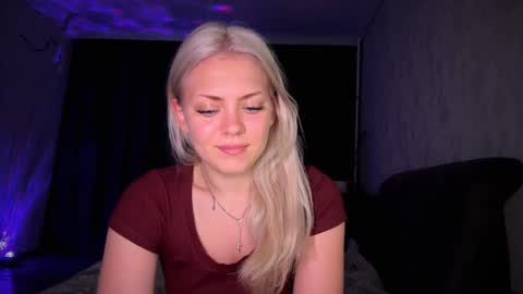 Snapshot of aliceoceaneyes chatting on October 12, 2025, 2:05 pm aliceoceaneyes online show from October 12, 2025, 2:05 pm