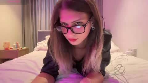 AlicePinkhead online show from March 31, 2026, 7:42 am