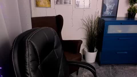 Alice online show from March 2, 2025, 6:51 pm